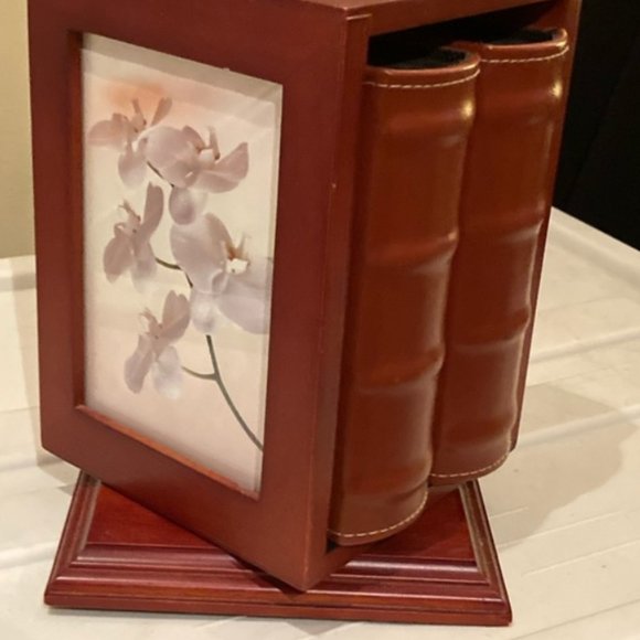 Rotating Photo Album Case - Picture 2 of 4